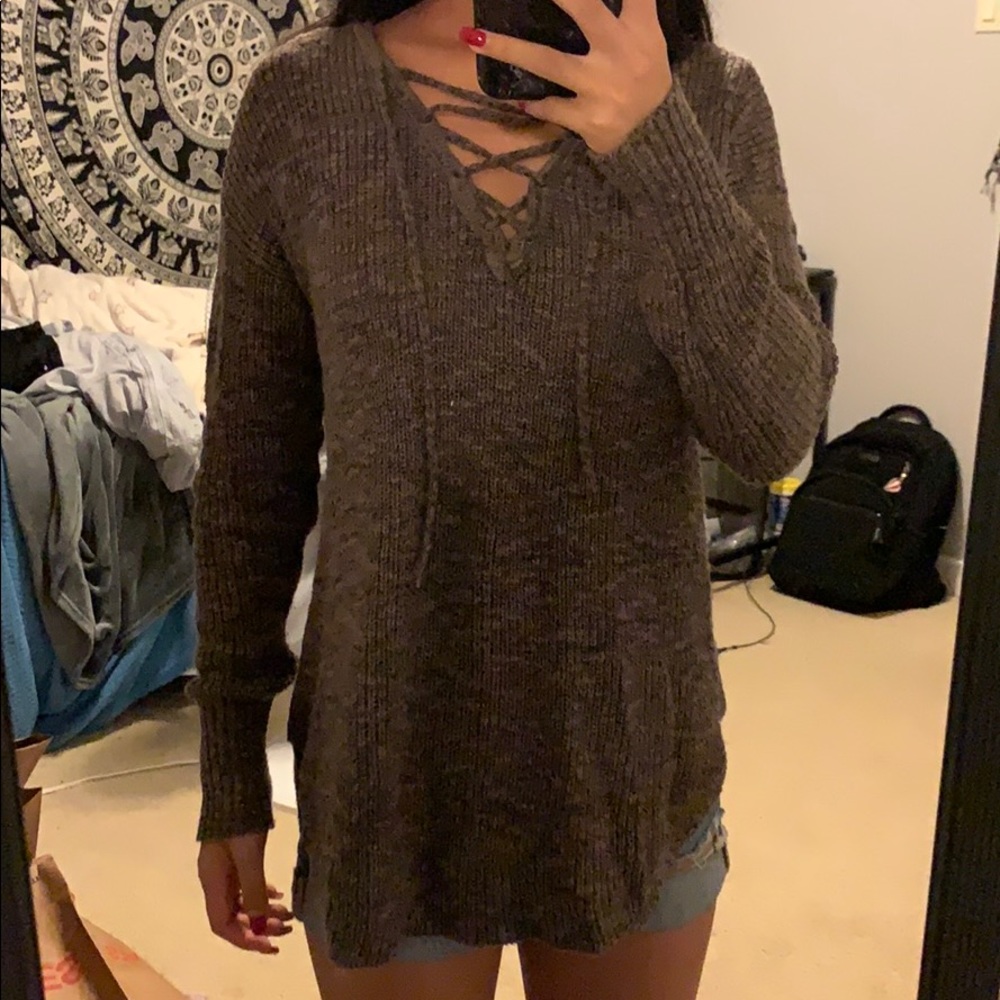 long sleeve sweater with criss cross